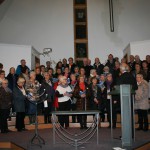 Vi er gjester i Vyborg Baptistkirke og blir med og synger under gudstjenesten søndag. Bildet er fra hjelpesendingsturen  høsten 2013